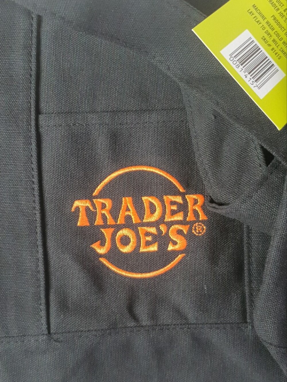 Trader Joe’s Mini Halloween Totes Set of 2 + FREE GIFT NWT - Picture 2 of 2